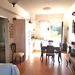 Theologos: Front Sea View Apartment