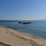 Summerhouse Peggy: Close To Athens Airport By The Sea