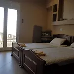 Luxury Apartment On The First Line !