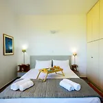 Finisia House