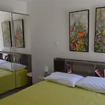 Akti Posidonos 3