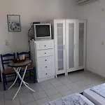 Vivlos. Maisonette With View