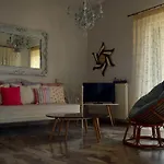 Ammos Luxury Suites