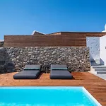 Dreambox Mykonos Suites