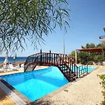 Pebble Beach Hotel