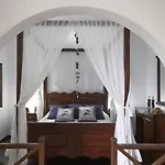 Anna Traditional Apartments