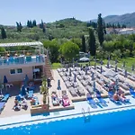 Koukounaria Hotel & Suites