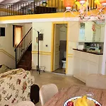 Oliviero Villas