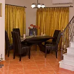 Villa Clio