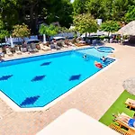 Inea Hotel & Suites