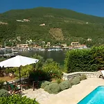 Arodo Seaside Villas | Villa Penelope
