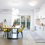 Grand Lux Apartment