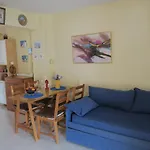 Orange_Blue_Aparment №1