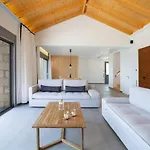 Rachi Sea View Blue Villa