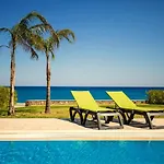 Antonoglou Beach Villas - Waterfront Luxury Retreat
