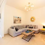 Stefanakos House