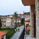 Sfaragoulias Inn