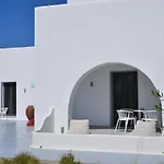 Crystal Mare Suites