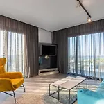 Onira Suite Dreams