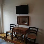 Oceanis Apartments