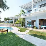 Sunny Place Resort