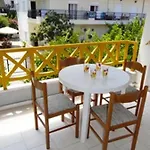 Charming Apartment In Chaniotis With Sea View 60 M²