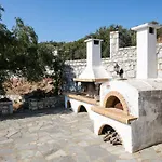 Skoutari Bungalows Galateia Room