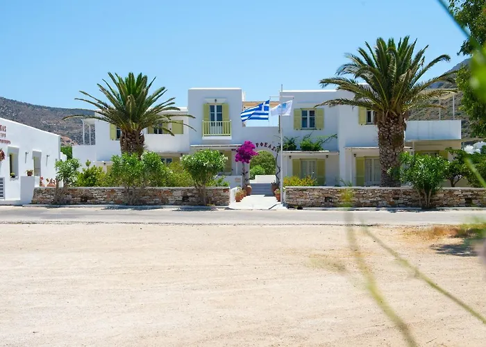 Morpheas Pension Rooms & Apartments