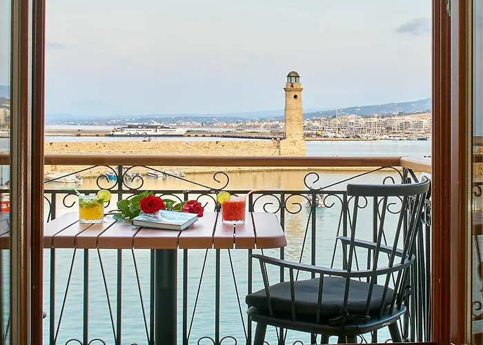 Vista Del Porto Luxury Suites