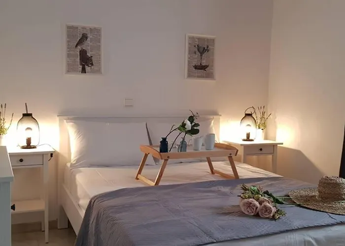 Camara House, Antiparos