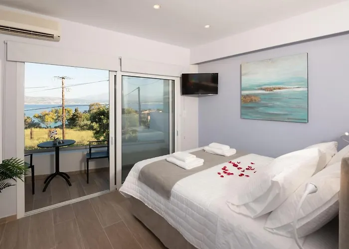 Eleftherias Suites - Near Beach Apartments