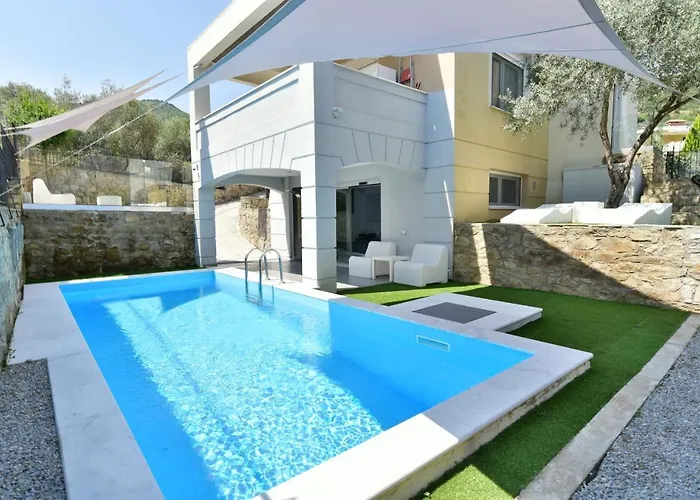Alpha Delta Pool Suite