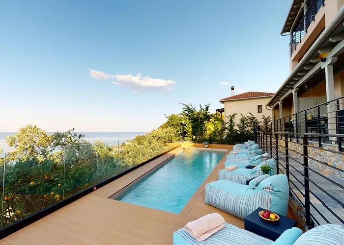Kallia Suites- Chorefto