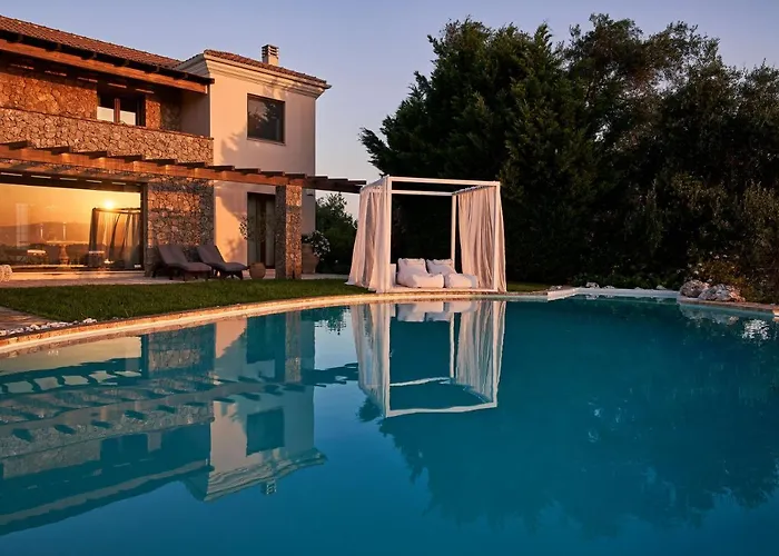 The Editor\'S Villa - Member Of Spiritual Living Corfu