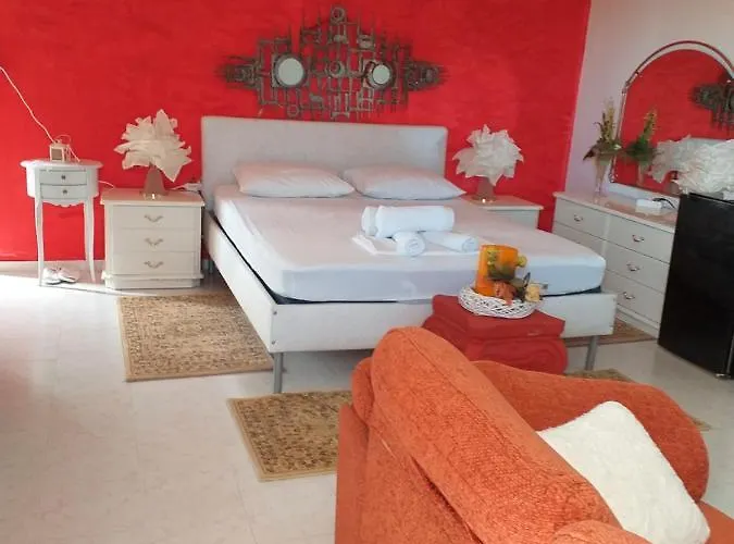 Roulas Cozy Apartments
