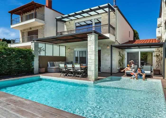 Sunny Villas Exclusive