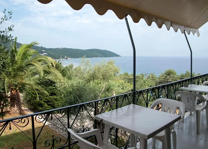 Room In Bb - Apraos Bay Hotel In Kalamaki Beach, 100M From The Lovely Sandy Beach