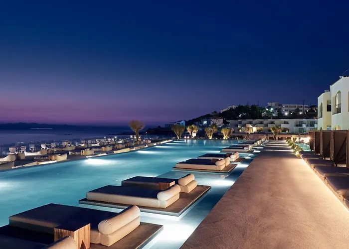 Caravel Suites - Adults Only