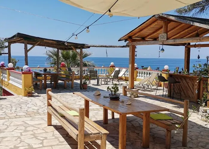 Pelekas Beach Apartments Rolling Stone