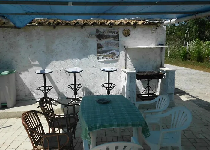 Tom\'S House