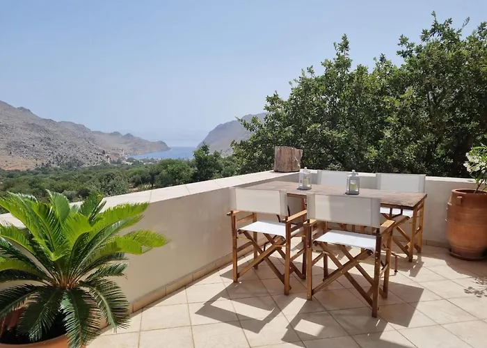 Mansion House With Terrace And Fantastic View!
