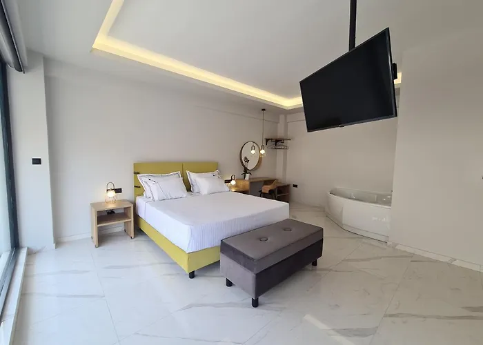 Ilia\'S Luxury Suites - Adults Only