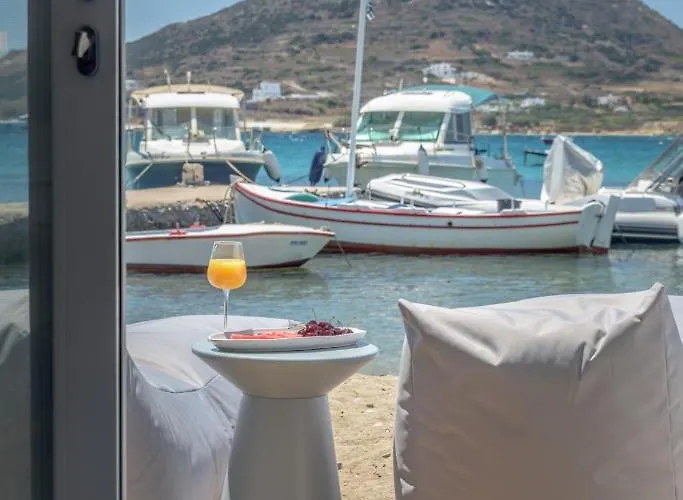 Michalakis Seaside Suites