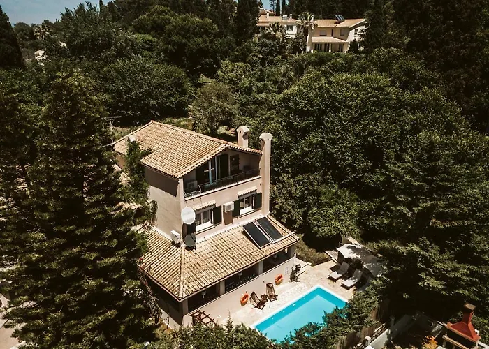 Villa Butterfly - Heated Private Pool & Jacuzzi