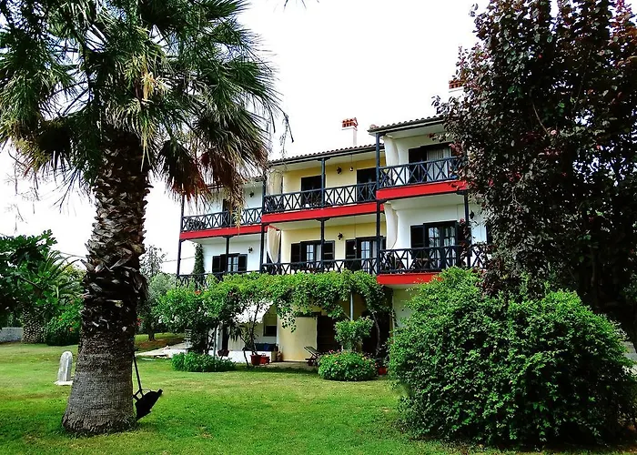 Apartments Karpetis A Green Paradise