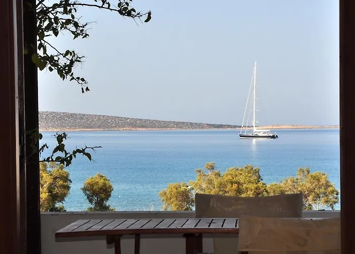 Michalis Apartments Near The Beaches With Sea View