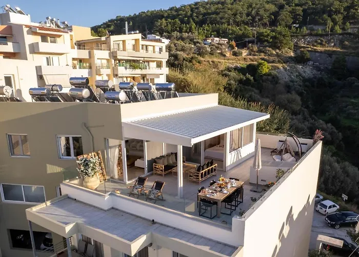 Helen Luxury Holiday House With Sea View