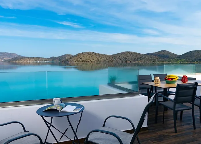 Elounda Harmony Sea Front Apartment
