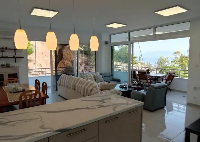 Atlas By Sea Apartment