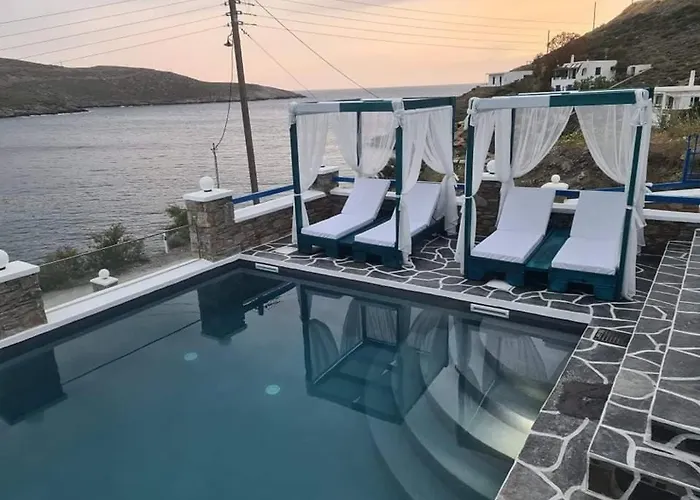 Angel\'S Villa Sunset